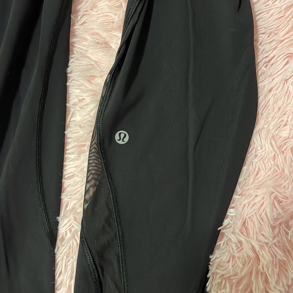 Lululemon leggings - Picture 4 of 4